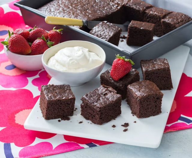 Chocolate "feed a crowd" cake